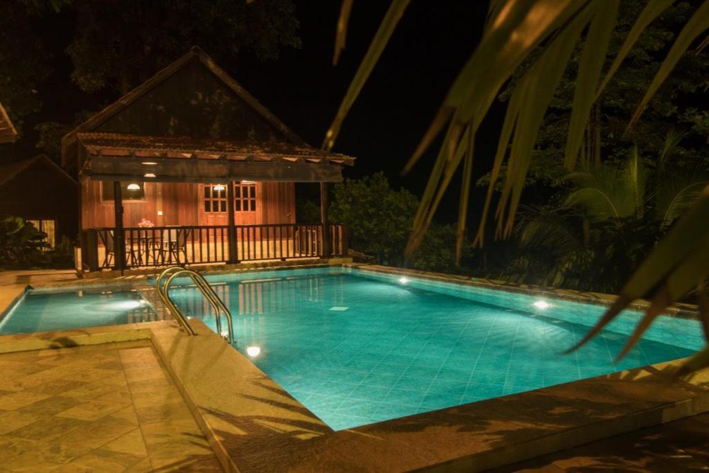 De Serenity - Exclusive Jungle Retreat Seremban Ngoại thất bức ảnh