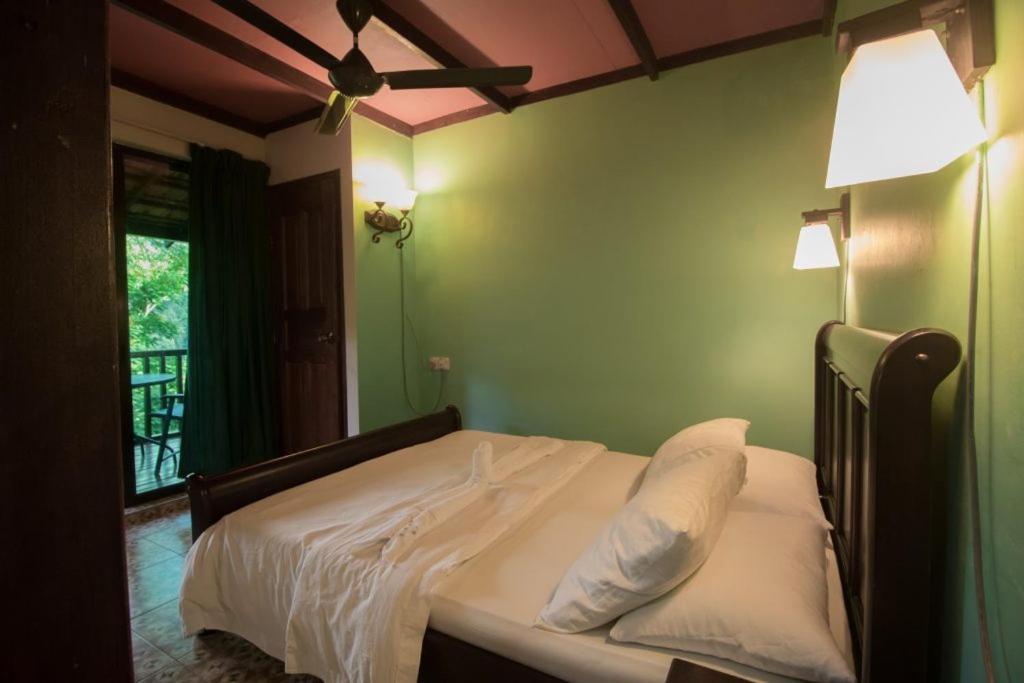 De Serenity - Exclusive Jungle Retreat Seremban Ngoại thất bức ảnh