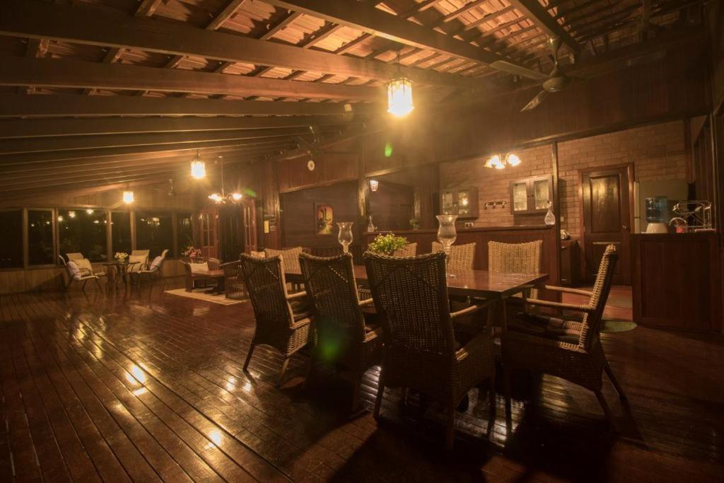 De Serenity - Exclusive Jungle Retreat Seremban Phòng bức ảnh